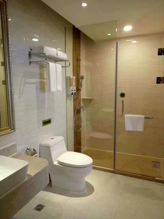 Vienna Hotel Zhongshan Guzhen Town Center Exterior foto